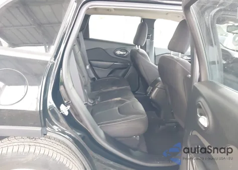 2017 Jeep Cherokee Latitude 4X4 z USA, uszkodzony, nr VIN 1C4PJMCSXHW513801